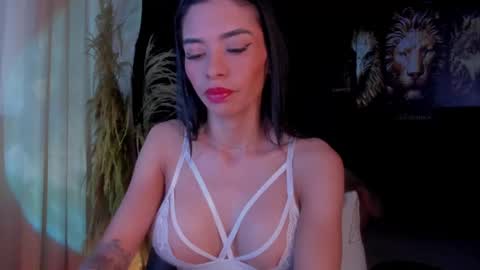 Snapshot of gabriela_montess chatting on February 2025 11:15:02 PM Gabriela Montes online show from February 2025 11:15:02 PM