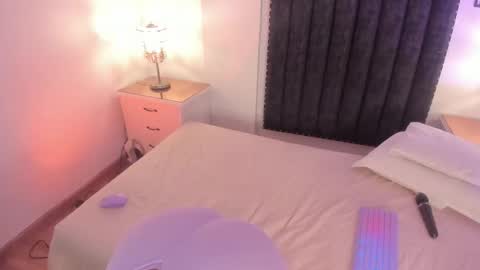 gabriella ortiz online show from November 2025 07:24:02 PM