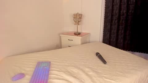 gabriella ortiz online show from April 2026 07:05:02 PM