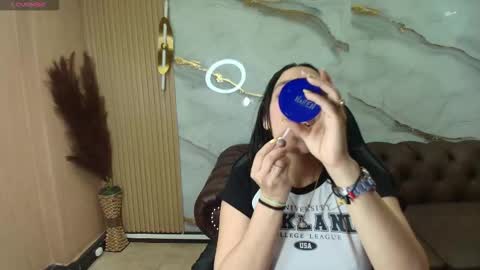 Gabriella online show from December 2025 12:45:02 PM