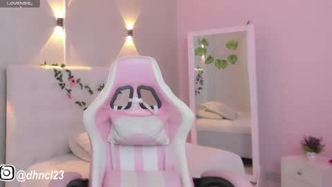 Snapshot of gabriellahoney18 chatting on February 2025 08:54:02 PM Gabriella online show from February 2025 08:54:02 PM