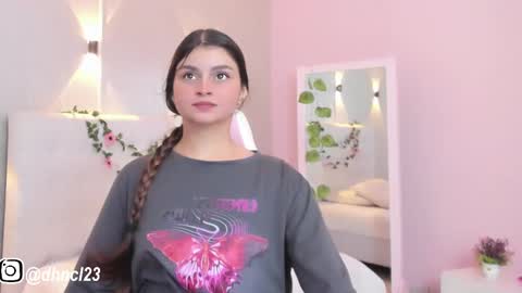 Snapshot of gabriellahoney18 chatting on March 2025 07:17:02 PM Gabriella online show from March 2025 07:17:02 PM