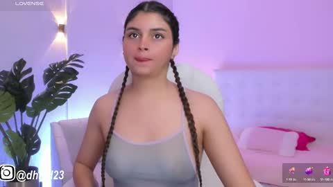 Snapshot of gabriellahoney18 chatting on September 2025 06:57:02 PM Gabriella online show from September 2025 06:57:02 PM