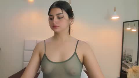 Snapshot of gabriellahoney18 chatting on December 2025 01:51:01 PM Gabriella online show from December 2025 01:51:01 PM