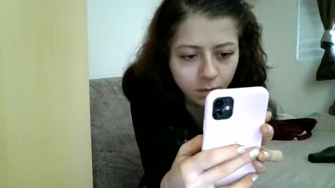 Snapshot of gabriellamanhaes chatting on June 2026 12:55:01 PM gabriellamanhaes online show from June 2026 12:55:01 PM