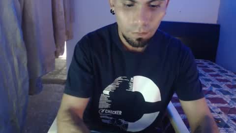 Snapshot of gabrielle_ramirez chatting on January 2025 09:25:01 PM Gabriel online show from January 2025 09:25:01 PM