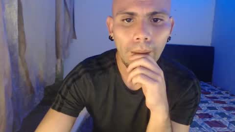 Snapshot of gabrielle_ramirez chatting on February 2025 09:43:02 PM Gabriel online show from February 2025 09:43:02 PM