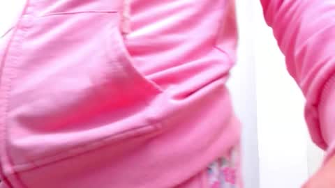 gabrielyabigail online show from December 2025 02:57:02 PM