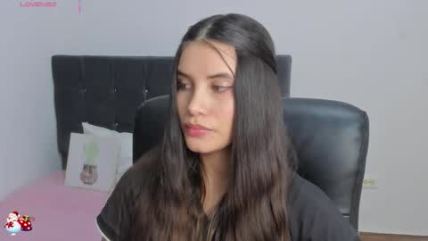 Gabriela online show from November 2025 10:31:02 PM