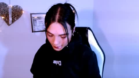 Snapshot of gaby_saikozz chatting on June 2026 05:58:01 AM My name is Gabriela.. nice to meet you thumbs up please its very important to me online show from June 2026 05:58:01 AM