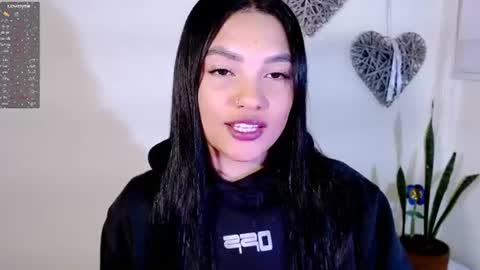 Snapshot of gaby_saikozz chatting on July 2026 01:53:01 AM My name is Gabriela.. nice to meet you thumbs up please its very important to me online show from July 2026 01:53:01 AM