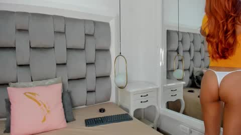 GABRIELA  online show from January 2026 11:34:02 AM