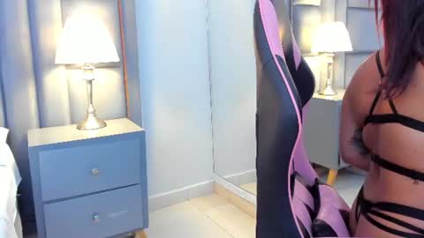 gabymoreau online show from June 2026 07:39:02 PM
