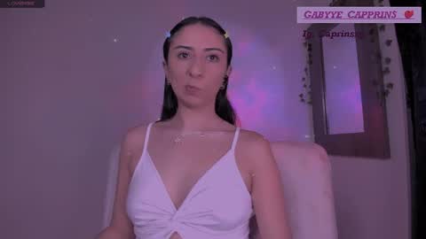 Snapshot of gabyye_capprins chatting on May 2026 01:22:01 AM gabyye capprins online show from May 2026 01:22:01 AM