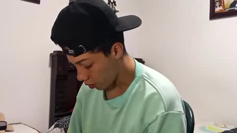 gadiel_sex online show from October 2025 09:13:02 PM