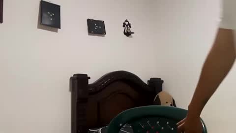 gadiel_sex online show from October 2025 07:58:02 PM