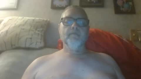 gadude45 online show from December 2025 03:33:01 AM