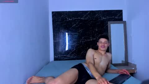gael_hills online show from May 2026 07:30:02 PM