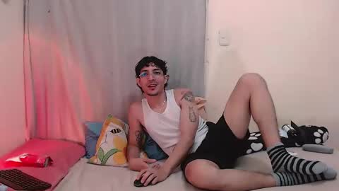 Gaia y Clayde online show from February 2026 08:15:01 PM