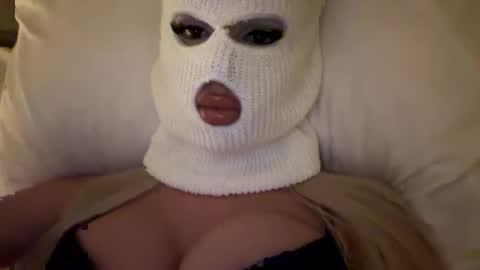 Snapshot of gaia_brv chatting on May 2026 07:33:02 PM Feetbaabe online show from May 2026 07:33:02 PM