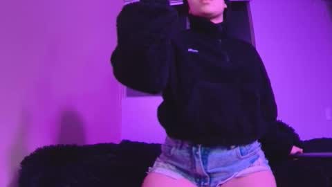 Snapshot of gaia_sweet_ chatting on September 2025 06:36:01 AM gaia_sweet_ online show from September 2025 06:36:01 AM