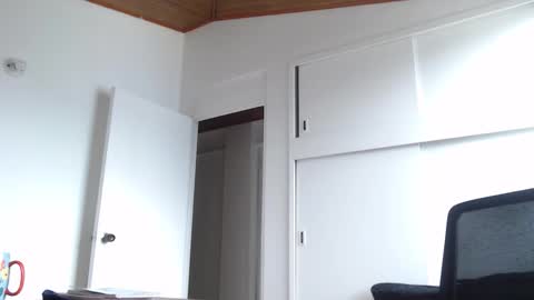 Snapshot of gaitan4 chatting on February 2026 04:29:01 PM gaitan4 online show from February 2026 04:29:01 PM