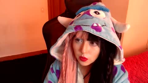 Kate 3 online show from June 2026 07:07:01 PM