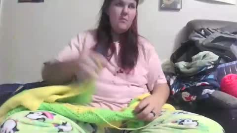 gamer202324 online show from October 2025 02:45:02 AM