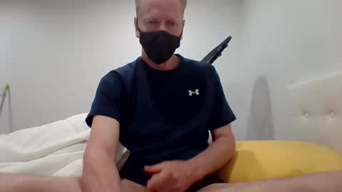 Snapshot of gamerboy200 chatting on April 2026 05:10:01 PM gamerboy200 online show from April 2026 05:10:01 PM