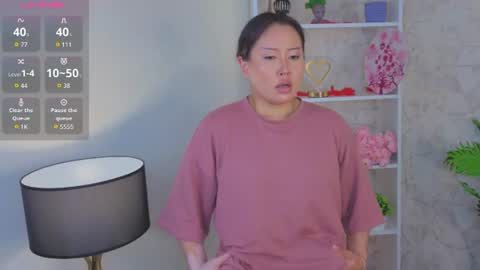 Snapshot of garden_flower chatting on June 2026 04:48:01 PM Violla online show from June 2026 04:48:01 PM