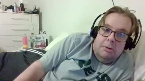 Gary online show from October 2025 03:32:01 AM