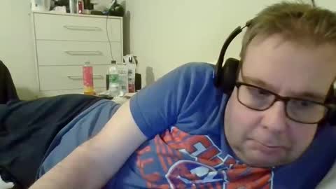 Gary online show from November 2025 05:42:02 AM