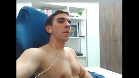 gatosarado23 online show from October 2025 04:09:02 AM