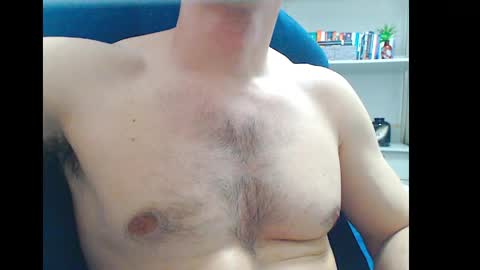 gatosarado23 online show from May 2026 05:34:01 AM