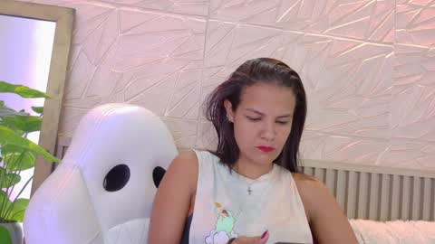 gaviluc_ online show from April 2026 12:41:01 PM