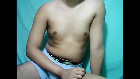 gaymell online show from October 2025 12:05:01 PM