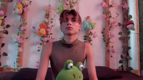 Snapshot of gaze_dream chatting on November 2025 02:54:01 PM HAN online show from November 2025 02:54:01 PM