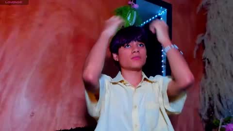 Snapshot of gaze_dream chatting on February 2026 07:33:02 PM HAN online show from February 2026 07:33:02 PM