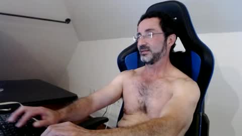 gbrlkndr online show from July 2026 09:55:01 PM