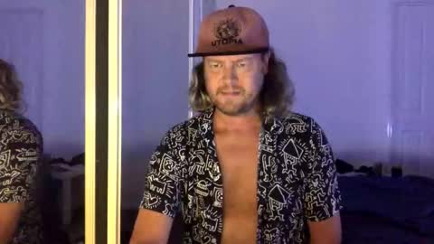 gcsurfer81 online show from March 2026 08:10:01 AM