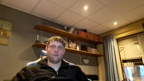 Snapshot of geile_waalwijker_1991 chatting on January 2025 11:22:02 PM Iwan online show from January 2025 11:22:02 PM