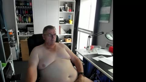 Snapshot of geiler_bock chatting on June 2026 11:53:02 AM Geiler Bock online show from June 2026 11:53:02 AM