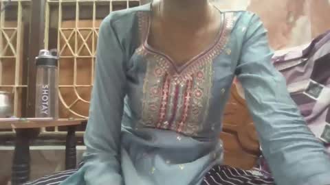 Snapshot of gejalaskshmi chatting on May 2026 07:21:01 PM gejalaskshmi online show from May 2026 07:21:01 PM