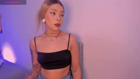 Gemma online show from November 2025 04:14:02 AM