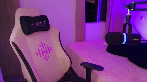 geminis11 online show from March 2026 11:30:02 PM