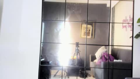 Snapshot of geminis_muentes chatting on November 2025 08:00:01 PM geminis muentes online show from November 2025 08:00:01 PM