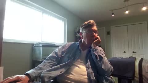 Snapshot of geneox chatting on April 2026 02:23:02 PM GeneOx online show from April 2026 02:23:02 PM
