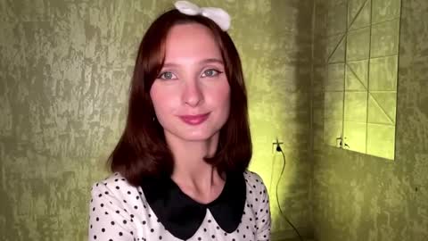 Riana online show from May 2026 01:38:02 PM