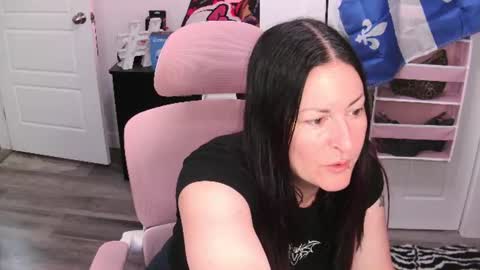 Snapshot of gennyrock chatting on July 2026 03:03:01 PM Genny Rock and online show from July 2026 03:03:01 PM