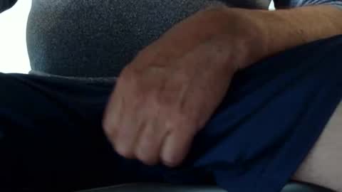 Snapshot of gent063 chatting on May 2026 12:00:02 PM gent063 online show from May 2026 12:00:02 PM